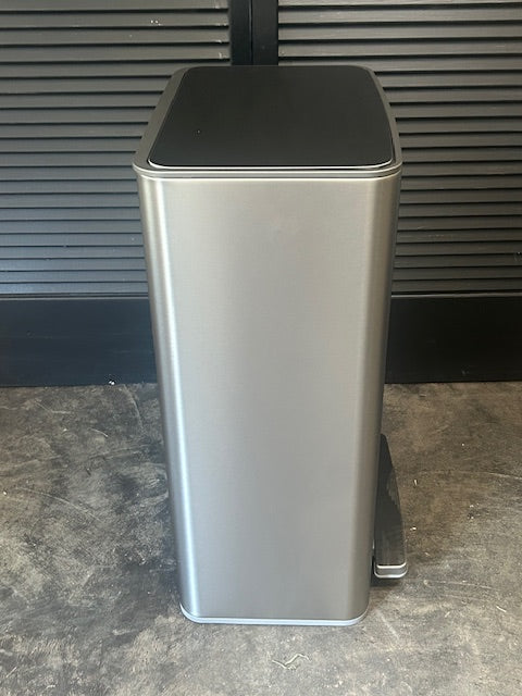 Kohler 47L Kitchen Can